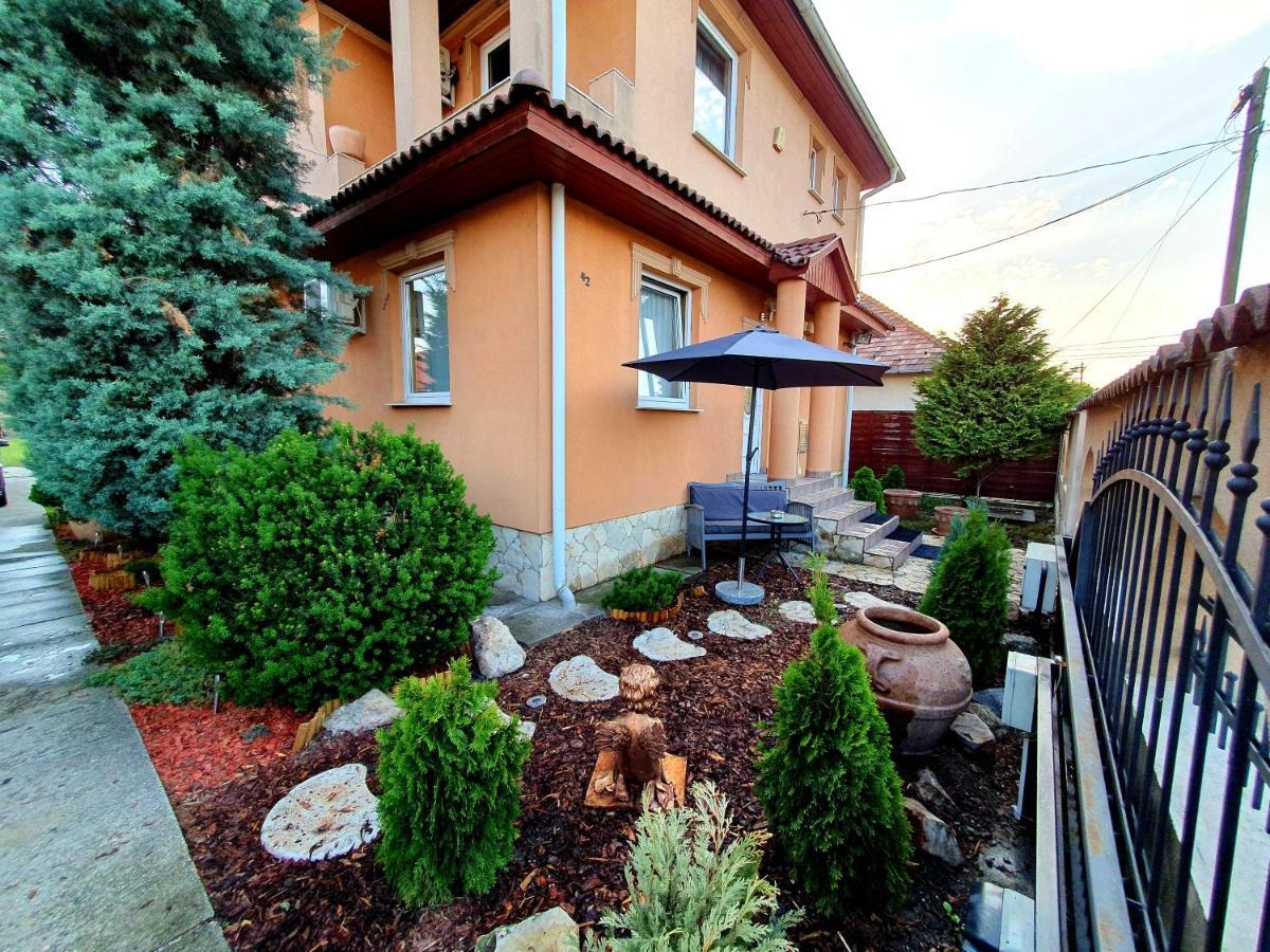 Airport Luxury Apartman 42 Vecsés Exterior foto
