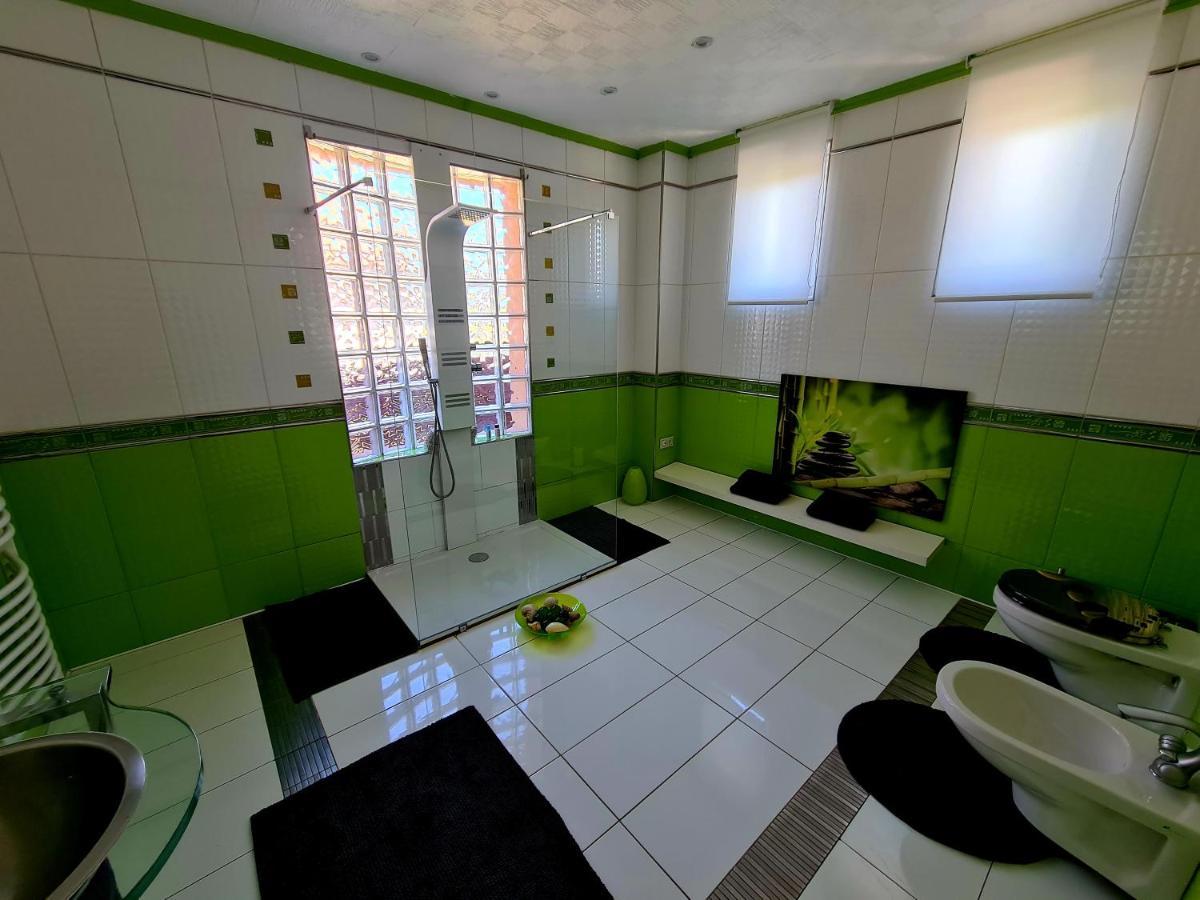 Airport Luxury Apartman 42 Vecsés Exterior foto